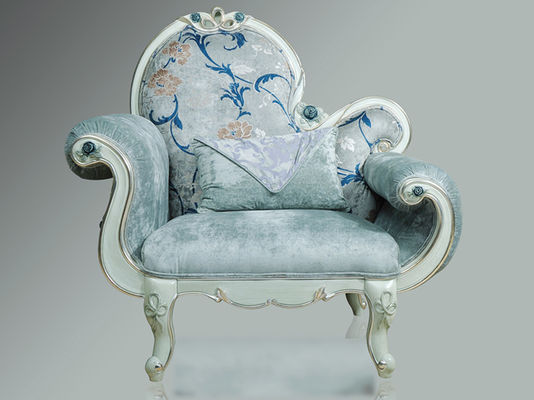 Eleganter blauer klassischer Sessel