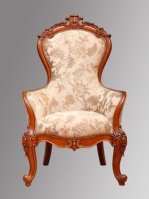 Eleganter blauer klassischer Sessel