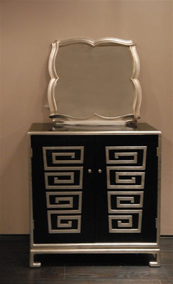 Chinesische antike Anrichte Grillwork